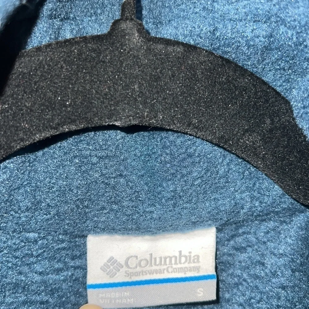 Men’s (or Women’s) Columbia Fleece Lightweight Zip Up, sz Extra Large.